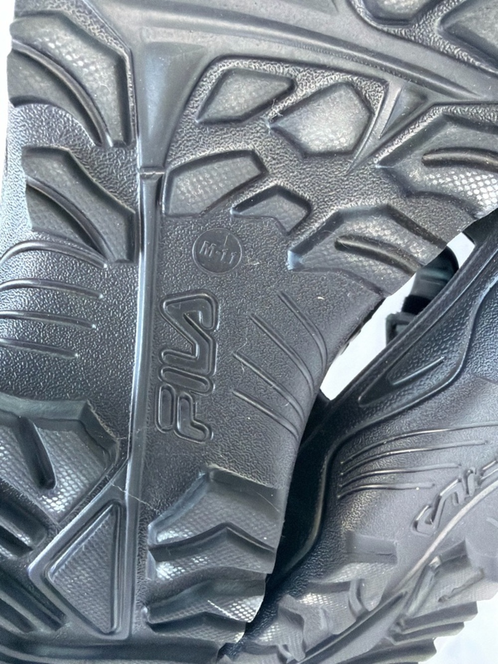 Fila Black Outdoor Sandals Men’s 11 - Picture 6 of 7